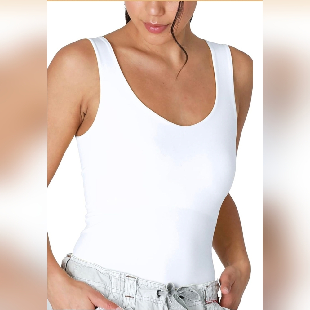 NIKIBIKI Women Seamless Clean Line Sweet Heart Tank Top